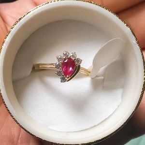 SOLD online ✨ real 14k  yellow Gold ring, size 8 , beautiful 😍,